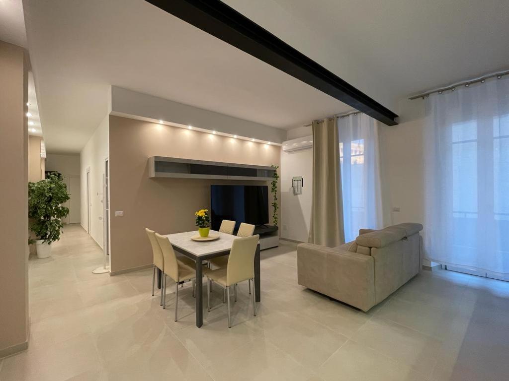 Xoxo Cagliari Apartment Bagian luar foto