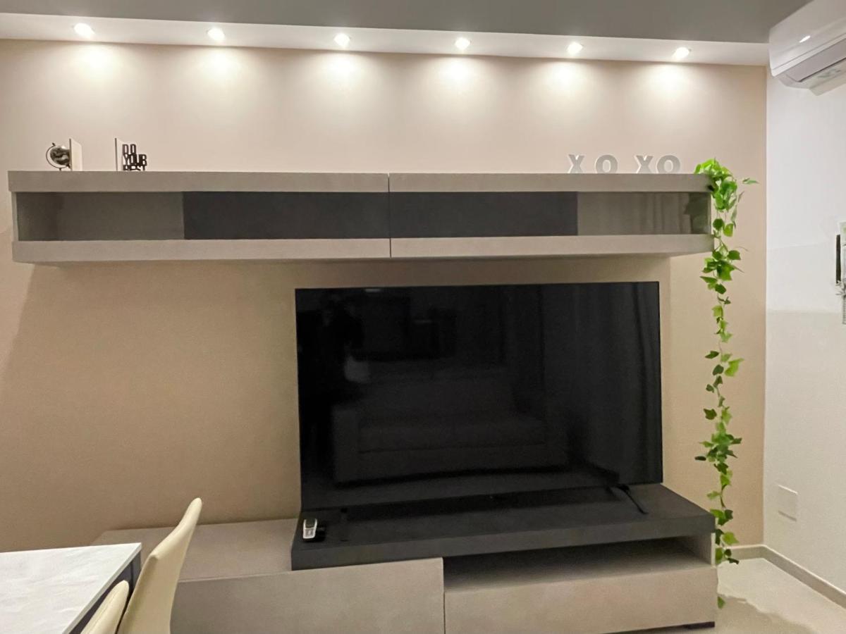 Xoxo Cagliari Apartment Bagian luar foto