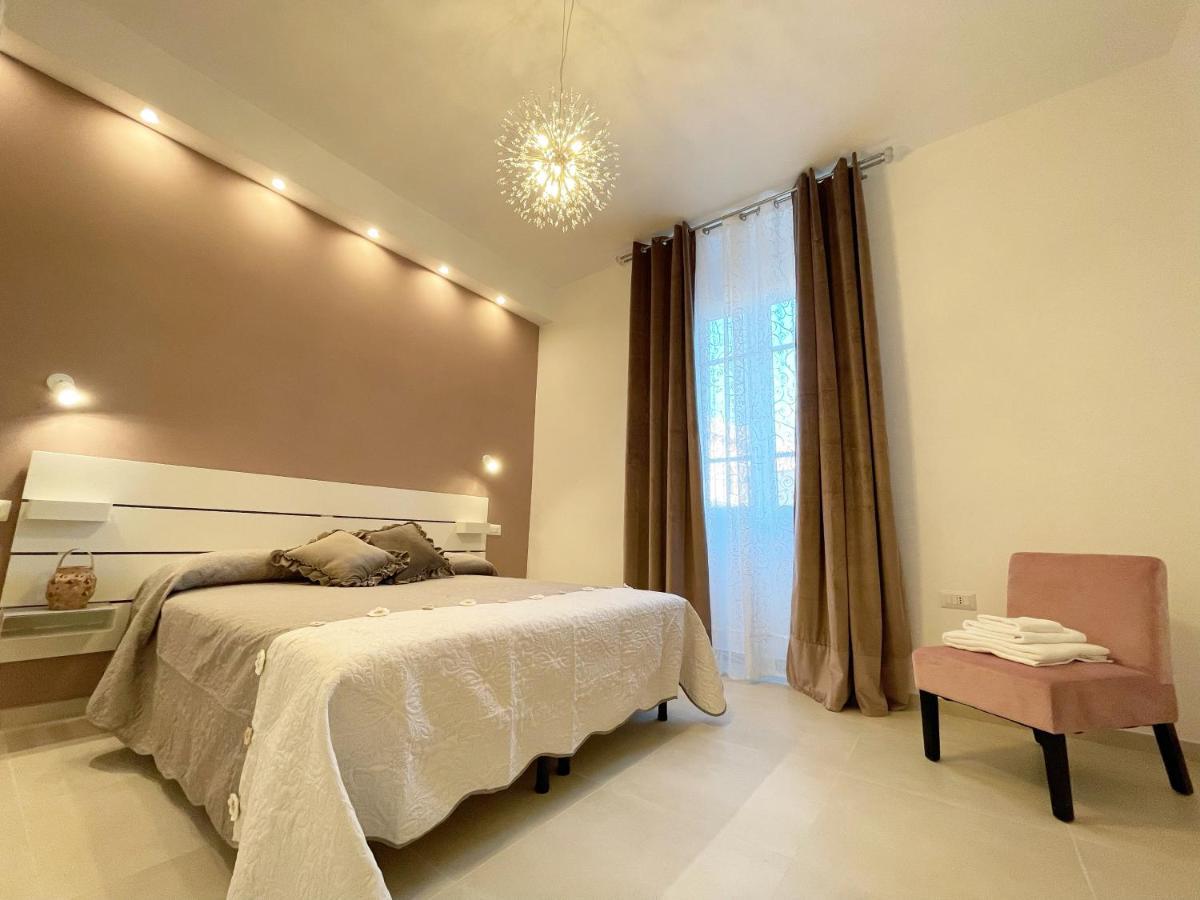 Xoxo Cagliari Apartment Bagian luar foto